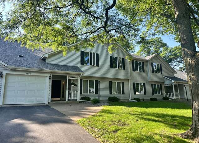 Property at 2606 Lake Court Dr, Mounds View, MN 55112, 2 beds, 2 baths