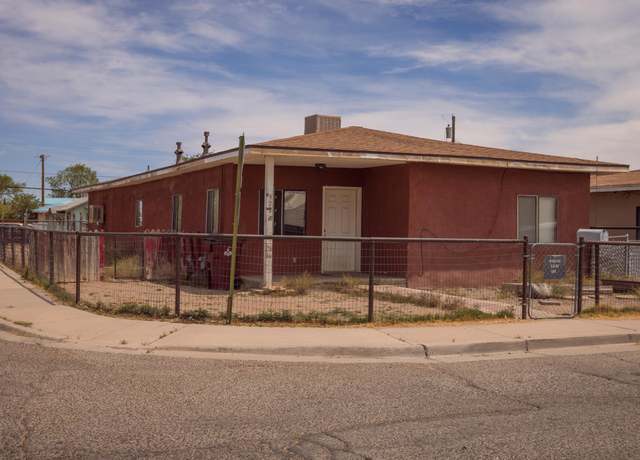 Property at 922 W Gilbert Ave, Belen, NM 87002, 3 beds, 2 baths