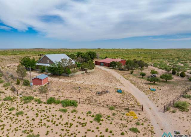Property at 110 One Horse Rd, Roswell, NM 88201, 4 beds, 4 baths