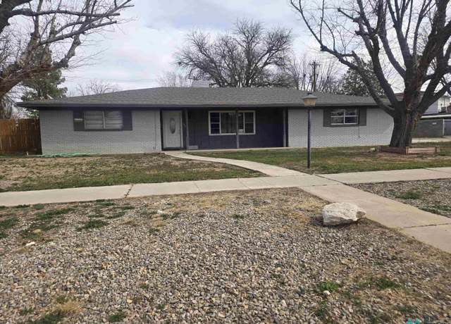 Property at 1907 S Washington Ave, Roswell, NM 88203, 4 beds, 2.5 baths