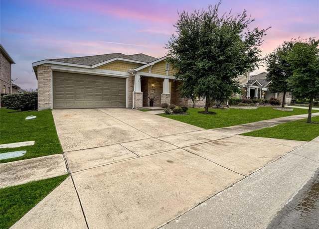 Property at 4408 Dashland Dr, Celina, TX 75009, 4 beds, 2 baths