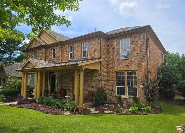 Property at 1717 E Branch Hollow Dr, Carrollton, TX 75007, 5 beds, 4 baths